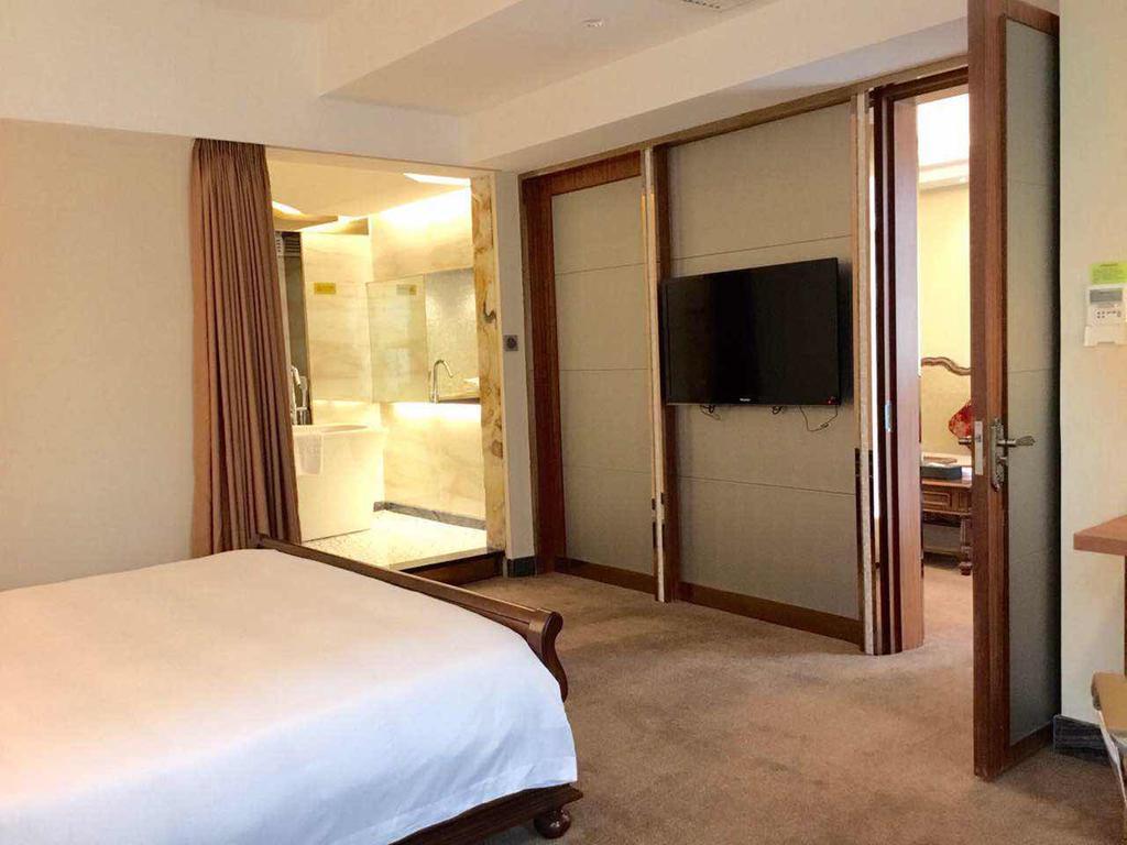 Asian Star Hotel Чжухай Екстер'єр фото